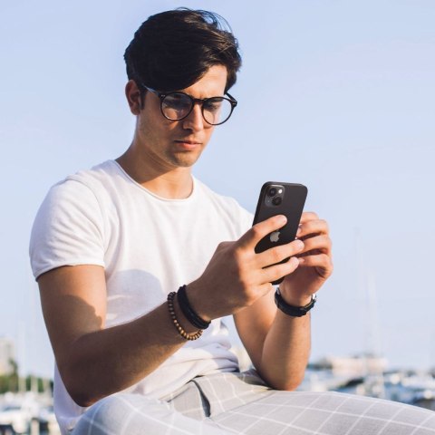 OSŁONA APARATU SPIGEN OPTIK.TR "EZ FIT" CAMERA PROTECTOR 2-PACK IPHONE 14 / 14 PLUS / 15 / 15 PLUS BLACK Spigen