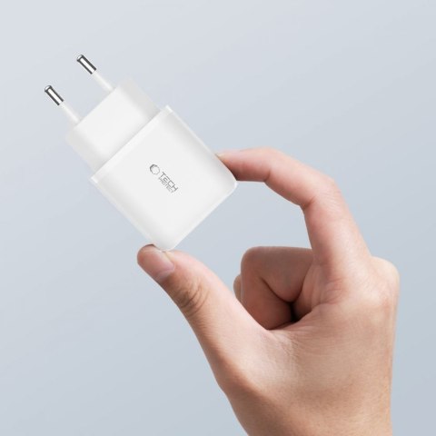 TECH-PROTECT C20W 2-PORT NETWORK CHARGER PD 20W / QC3.0 WHITE Tech-Protect